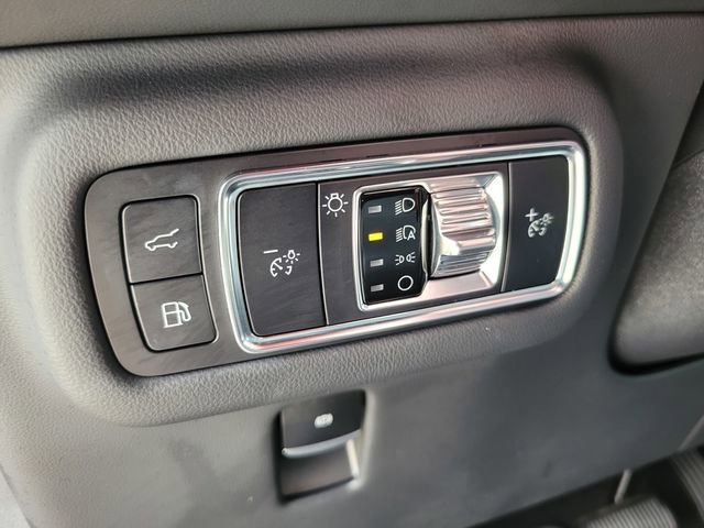 Used 2024 Lincoln Nautilus Reserve w/ Equipment Group 203A image 17