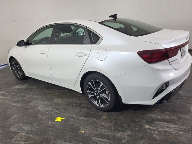 Used 2023 Kia Forte GT-Line image 7