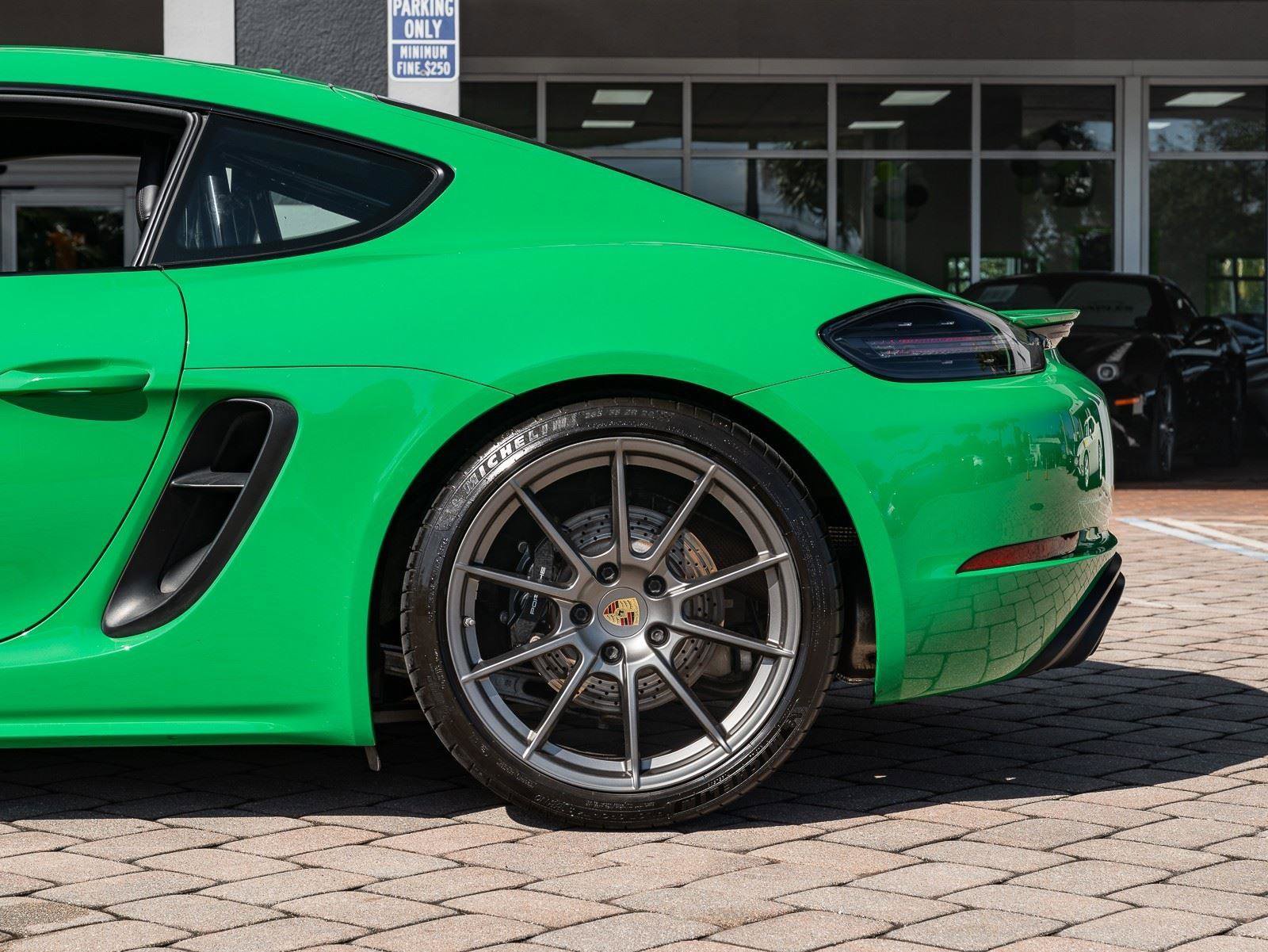 Used 2023 Porsche 718 Cayman GTS image 11