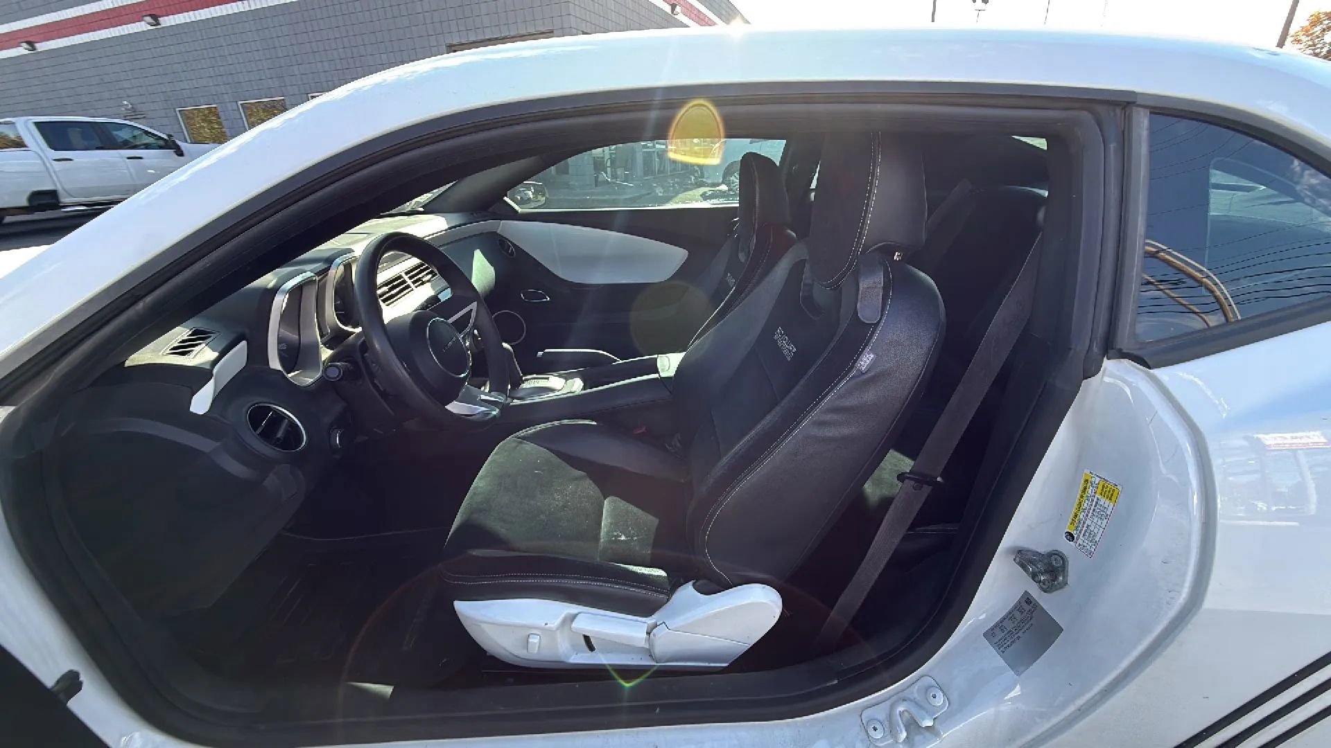 Used 2011 Chevrolet Camaro LS image 10