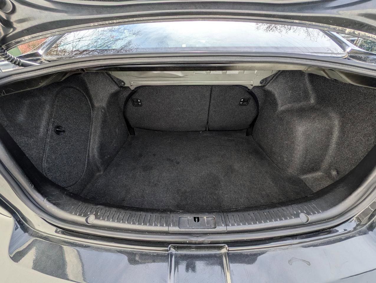 Used 2008 MAZDA MAZDA3 i Sport image 9