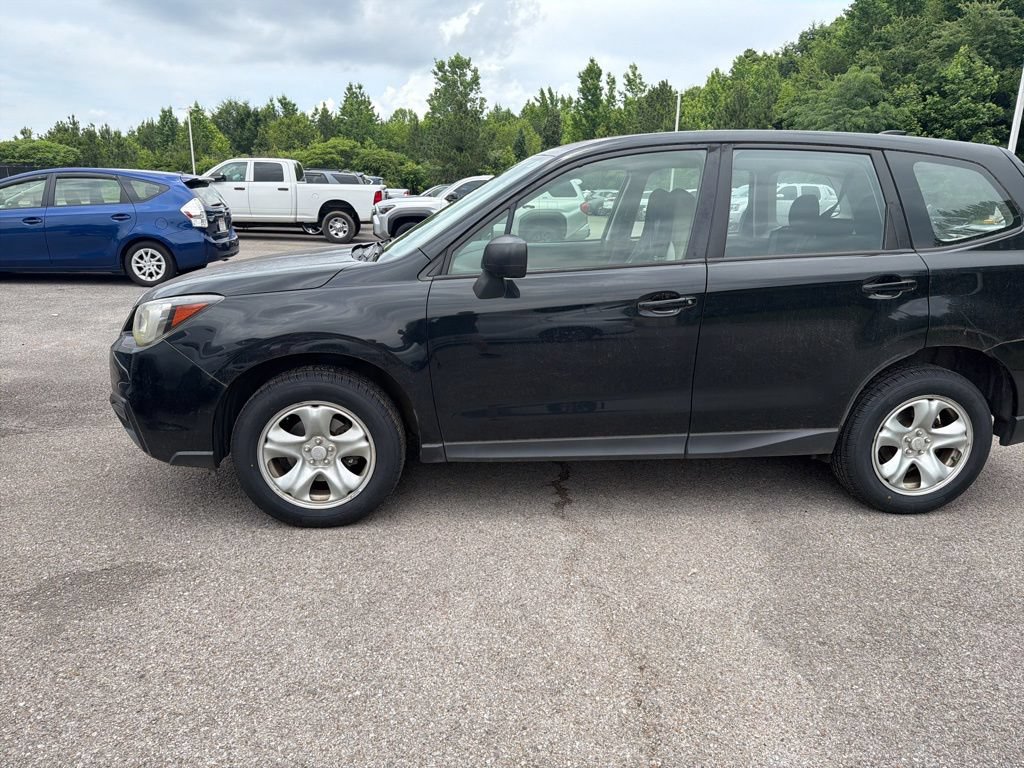 Used 2018 Subaru Forester 2.5i AWD/4WD image 5