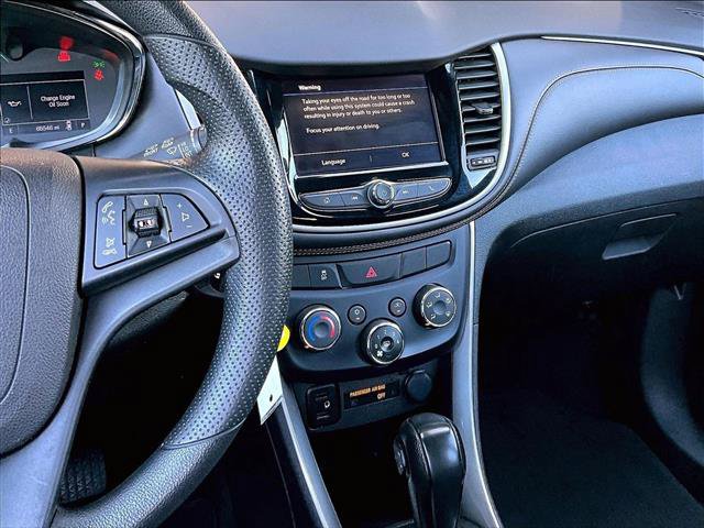 Used 2020 Chevrolet Trax LS FWD image 8