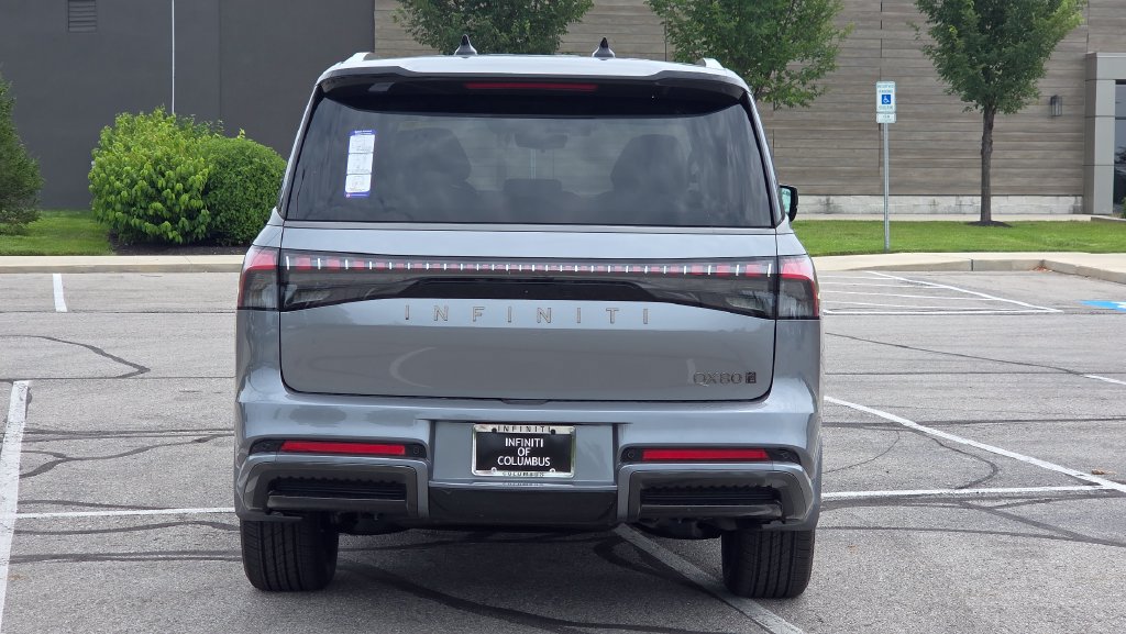 New 2026 INFINITI QX80 Autograph w/ Premium Cargo Package AWD/4WD image 7