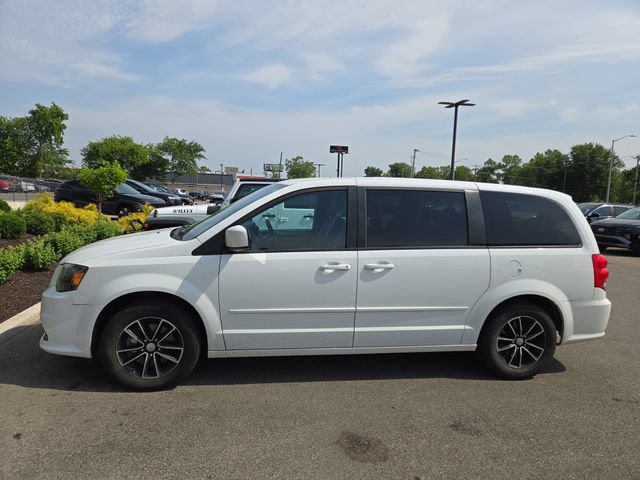 Used 2017 Dodge Grand Caravan GT FWD image 1