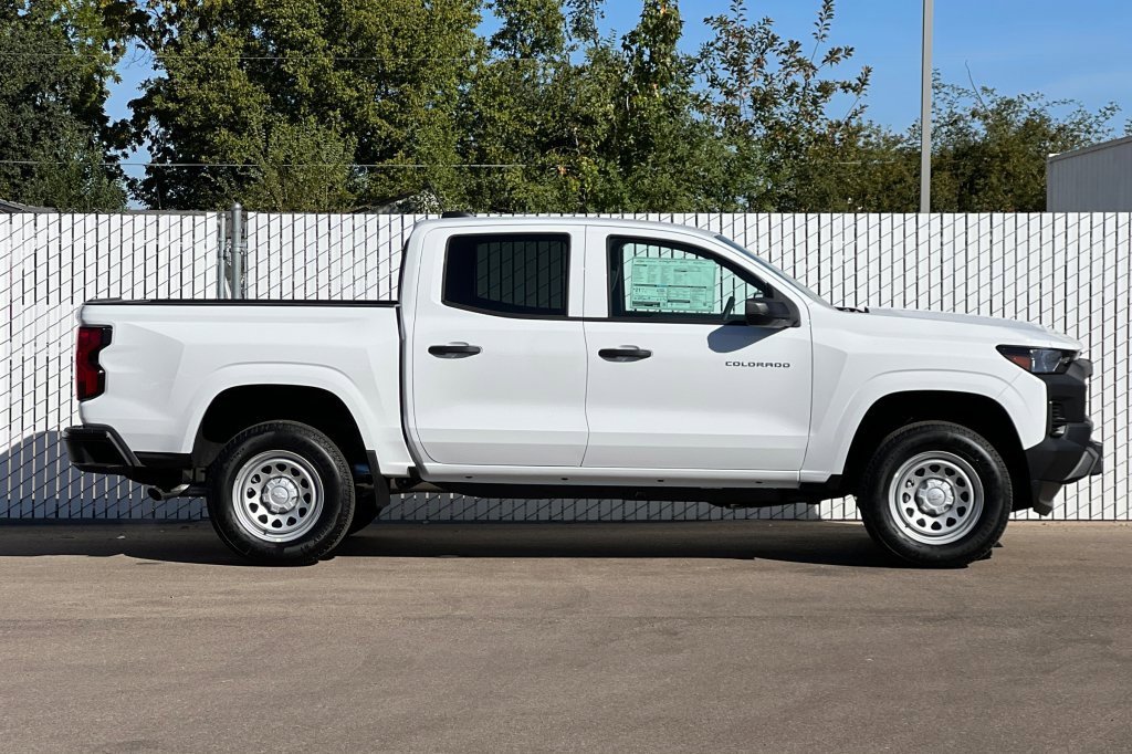 New 2024 Chevrolet Colorado W/T w/ Advanced Trailering Package image 3