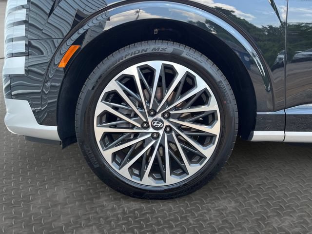 Certified 2026 Hyundai Palisade Calligraphy AWD/4WD image 16