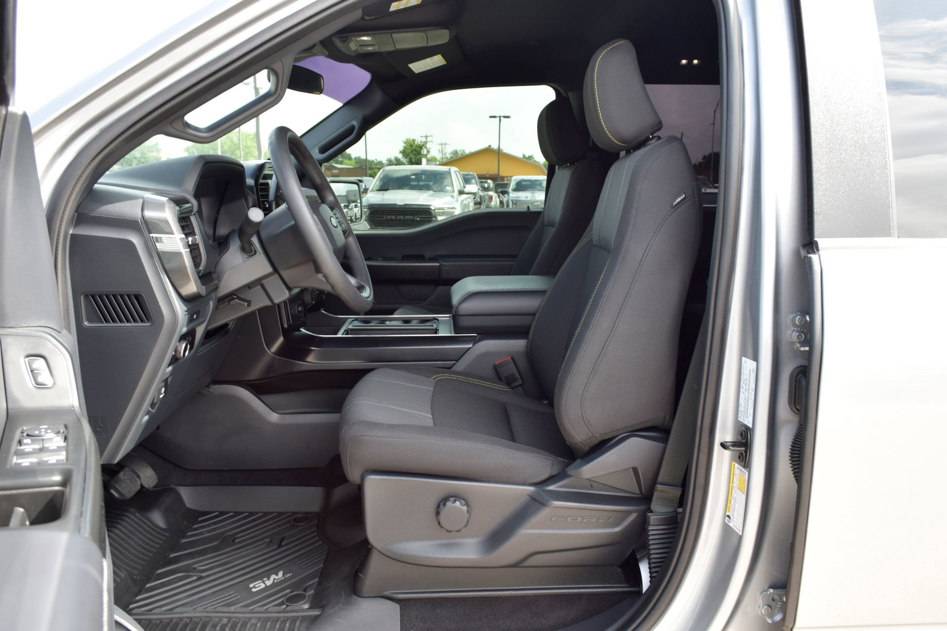 Used 2025 Ford F150 STX RWD image 18