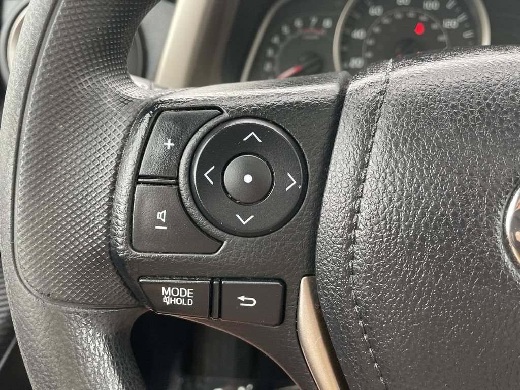 Used 2014 Toyota RAV4 XLE FWD image 23