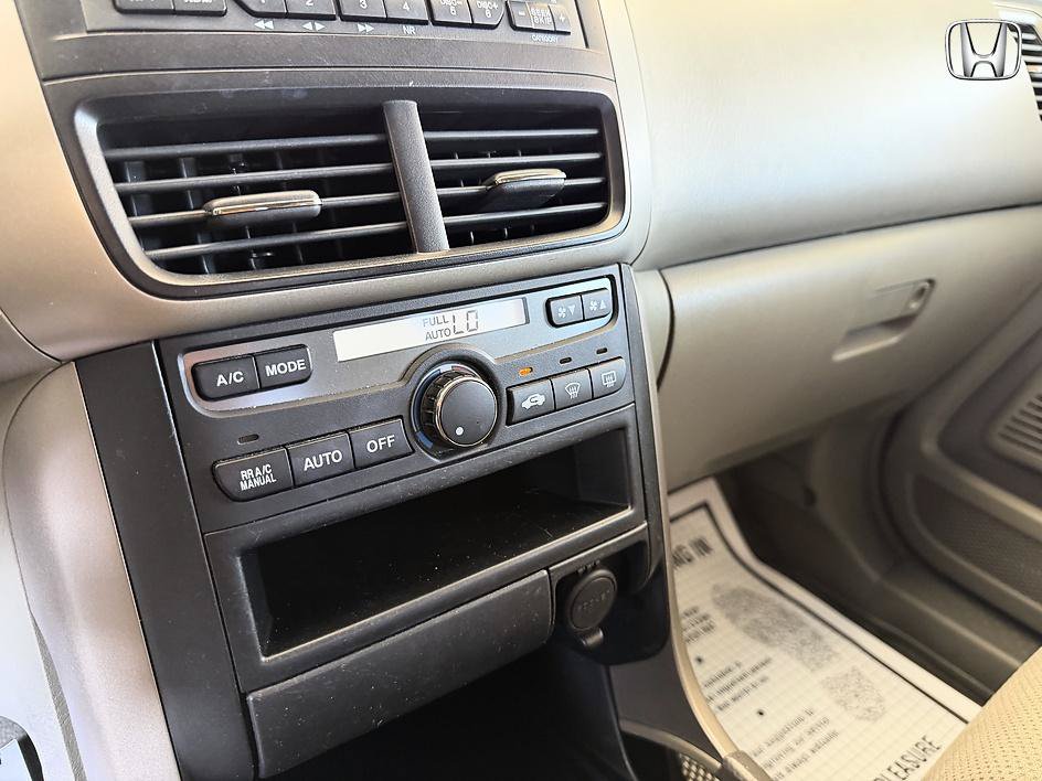 Used 2006 Honda Pilot EX image 21