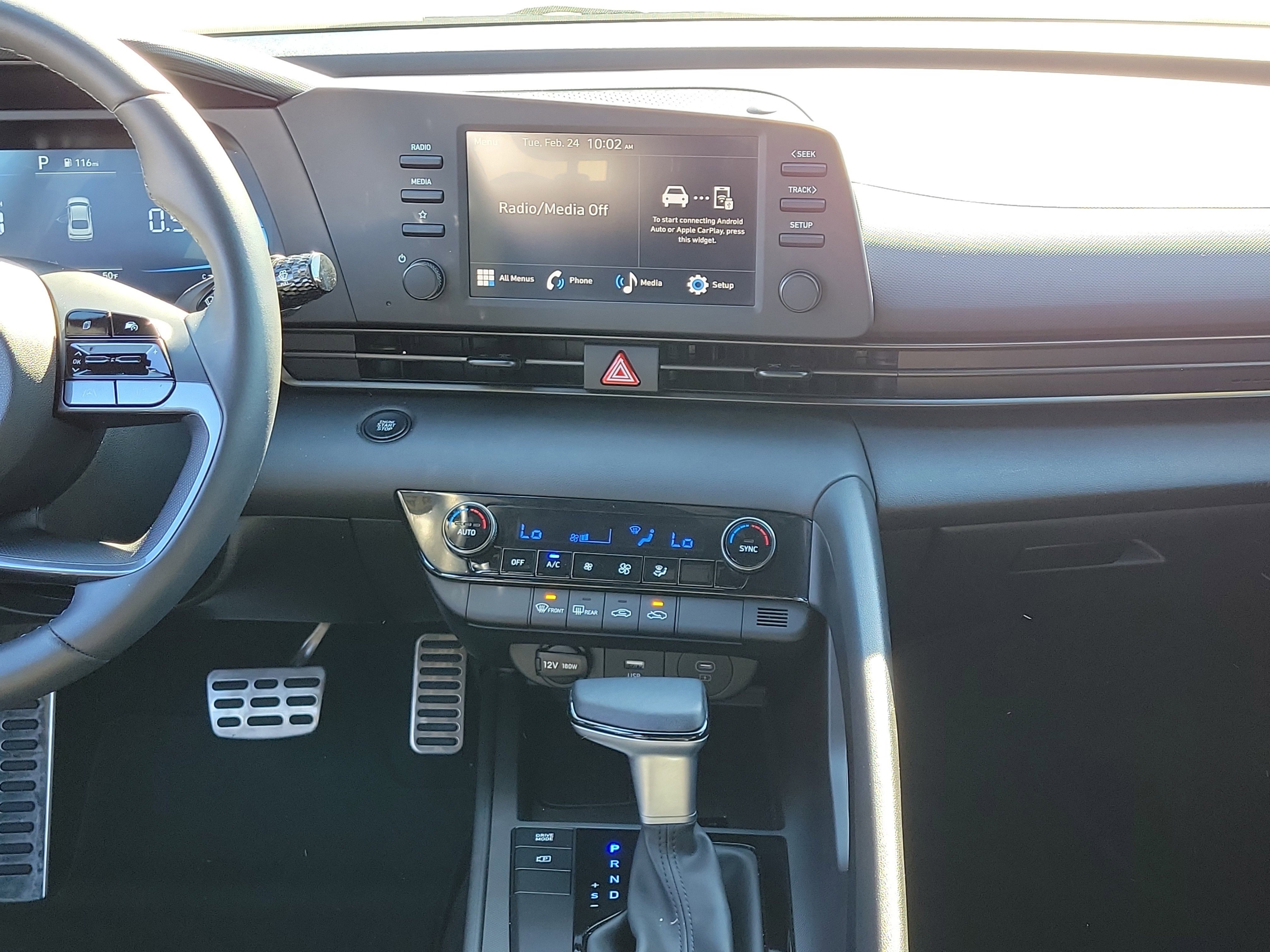 Used 2025 Hyundai Elantra Sport image 17