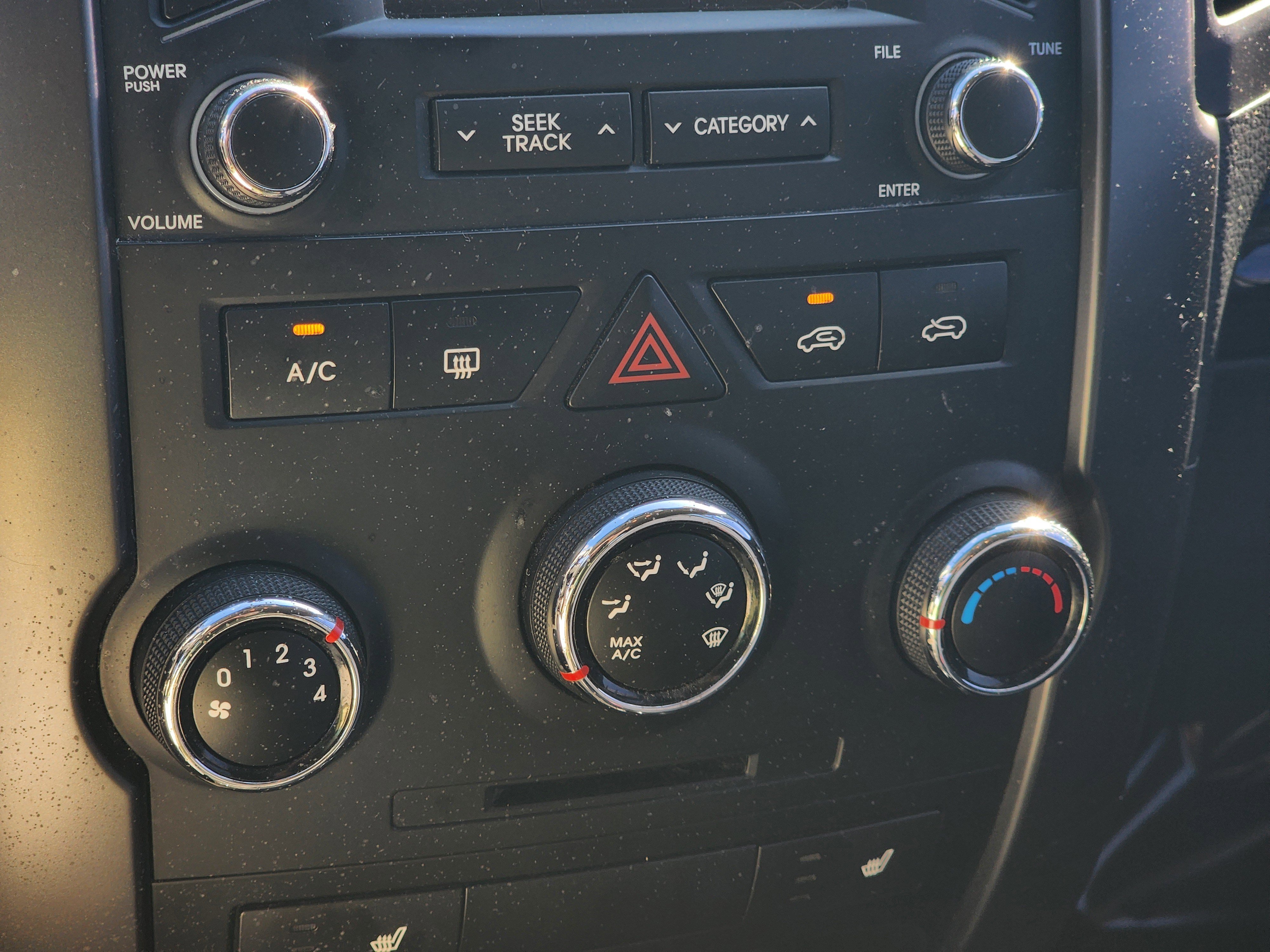 Used 2013 Kia Sorento LX w/ Convenience Pkg image 21