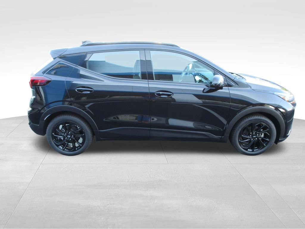 New 2027 Chevrolet Bolt RS w/ Technology Package FWD image 7