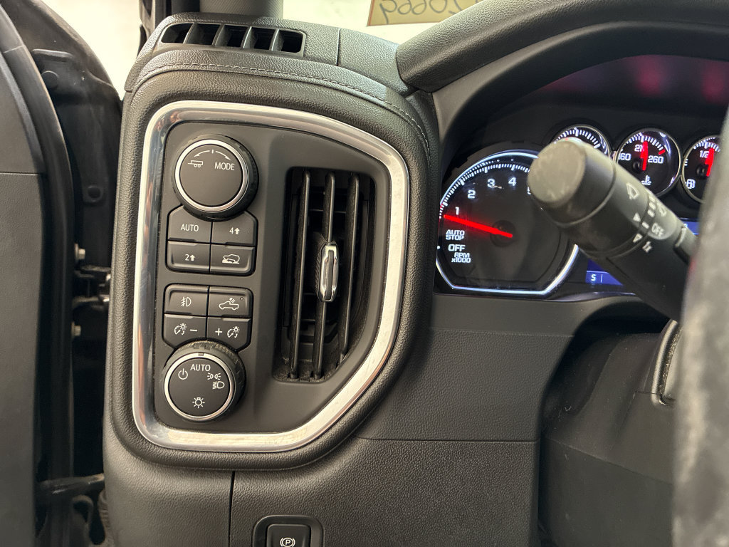 Used 2021 Chevrolet Silverado 1500 RST AWD/4WD image 25