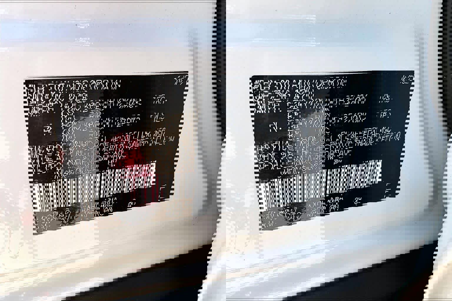 Used 2025 Toyota RAV4 XLE Premium image 34