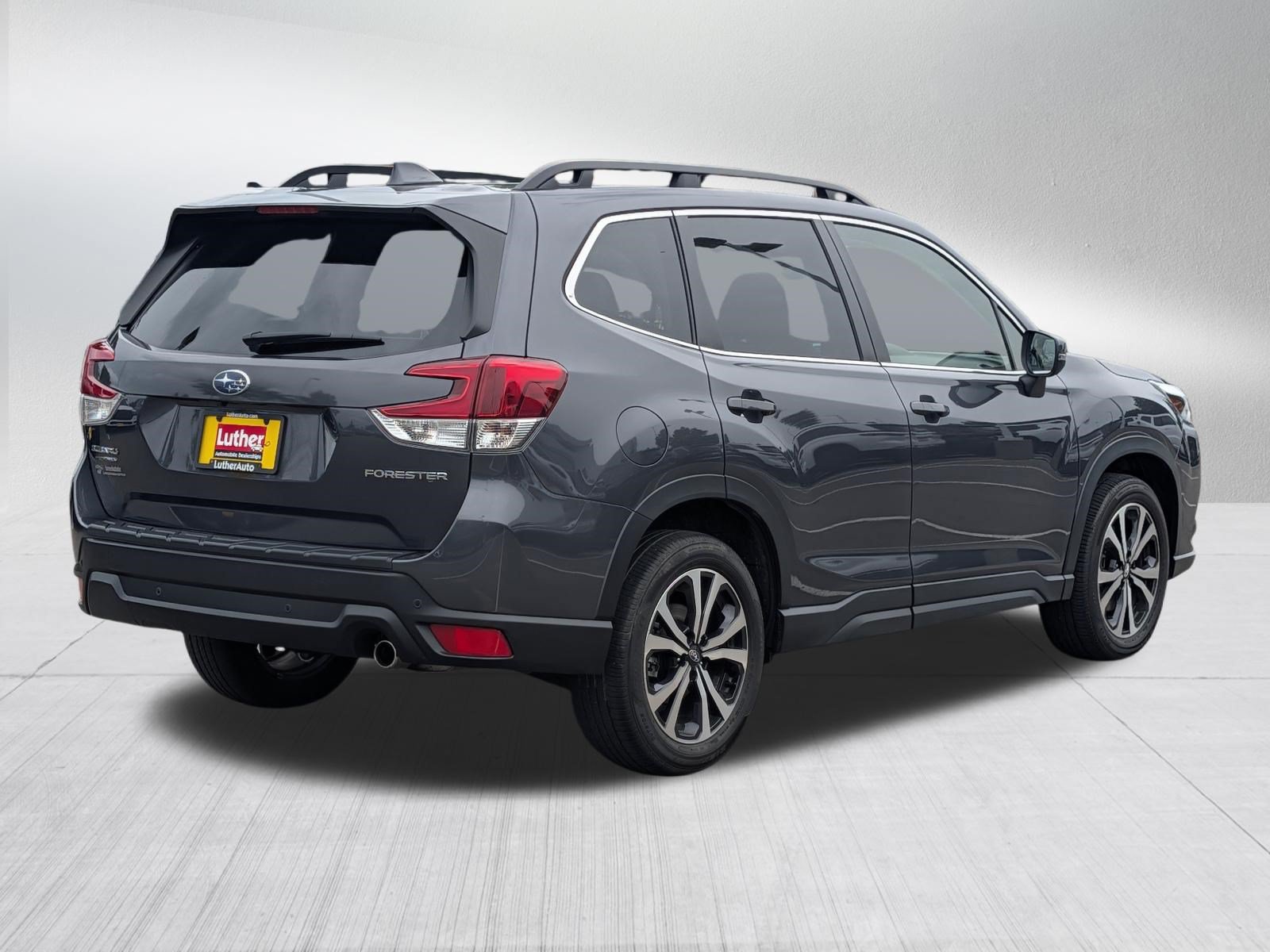 Used 2023 Subaru Forester Limited AWD/4WD image 7