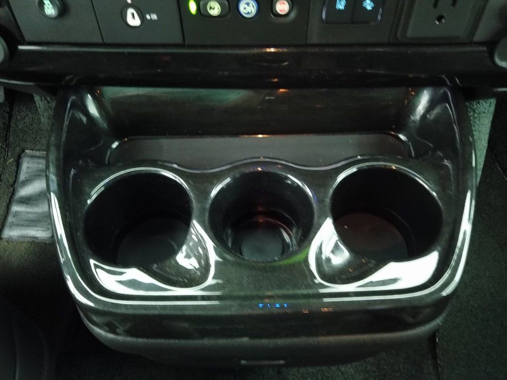 Used 2020 Chevrolet Express 2500 Extended w/ Enhanced Convenience Package image 29