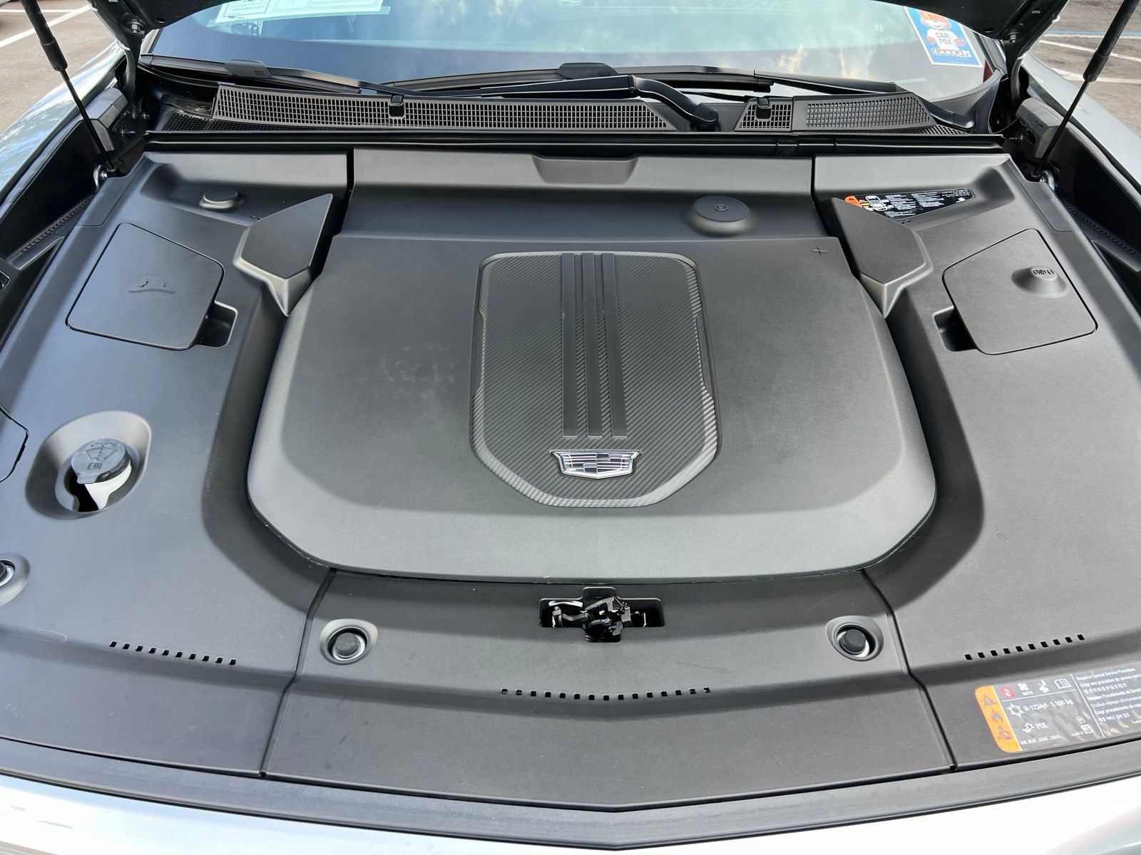Used 2024 Cadillac Lyriq Tech AWD/4WD image 17