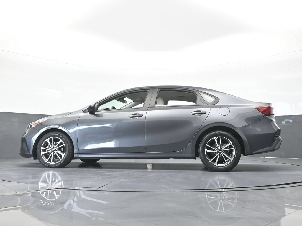 Used 2023 Kia Forte LXS FWD image 47