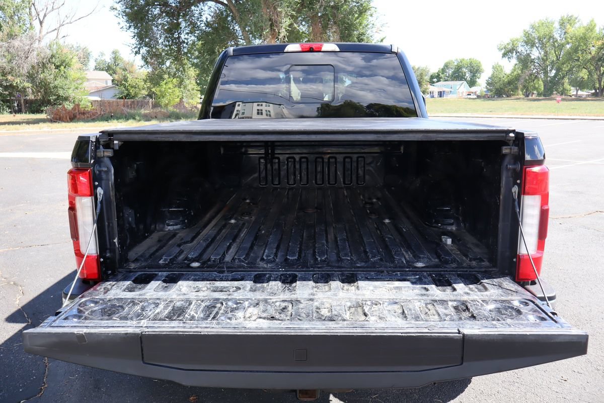 Used 2019 Ford F350 Platinum w/ Platinum Ultimate Package AWD/4WD image 14
