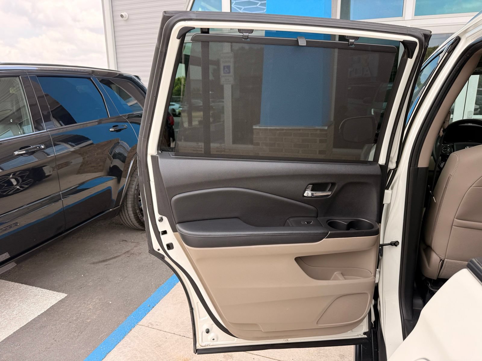 Used 2018 Honda Pilot Touring image 18