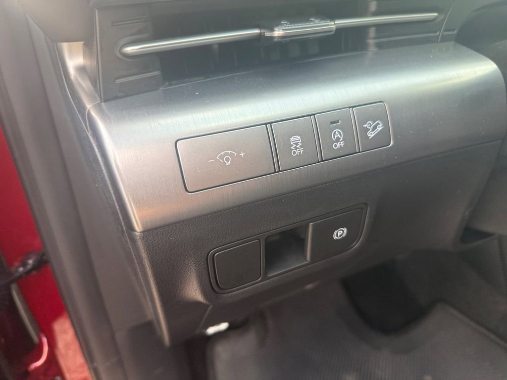 Certified 2026 Hyundai Kona SE FWD image 21