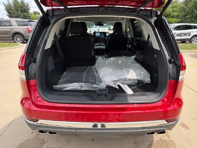 New 2026 Lincoln Aviator Reserve AWD/4WD image 8