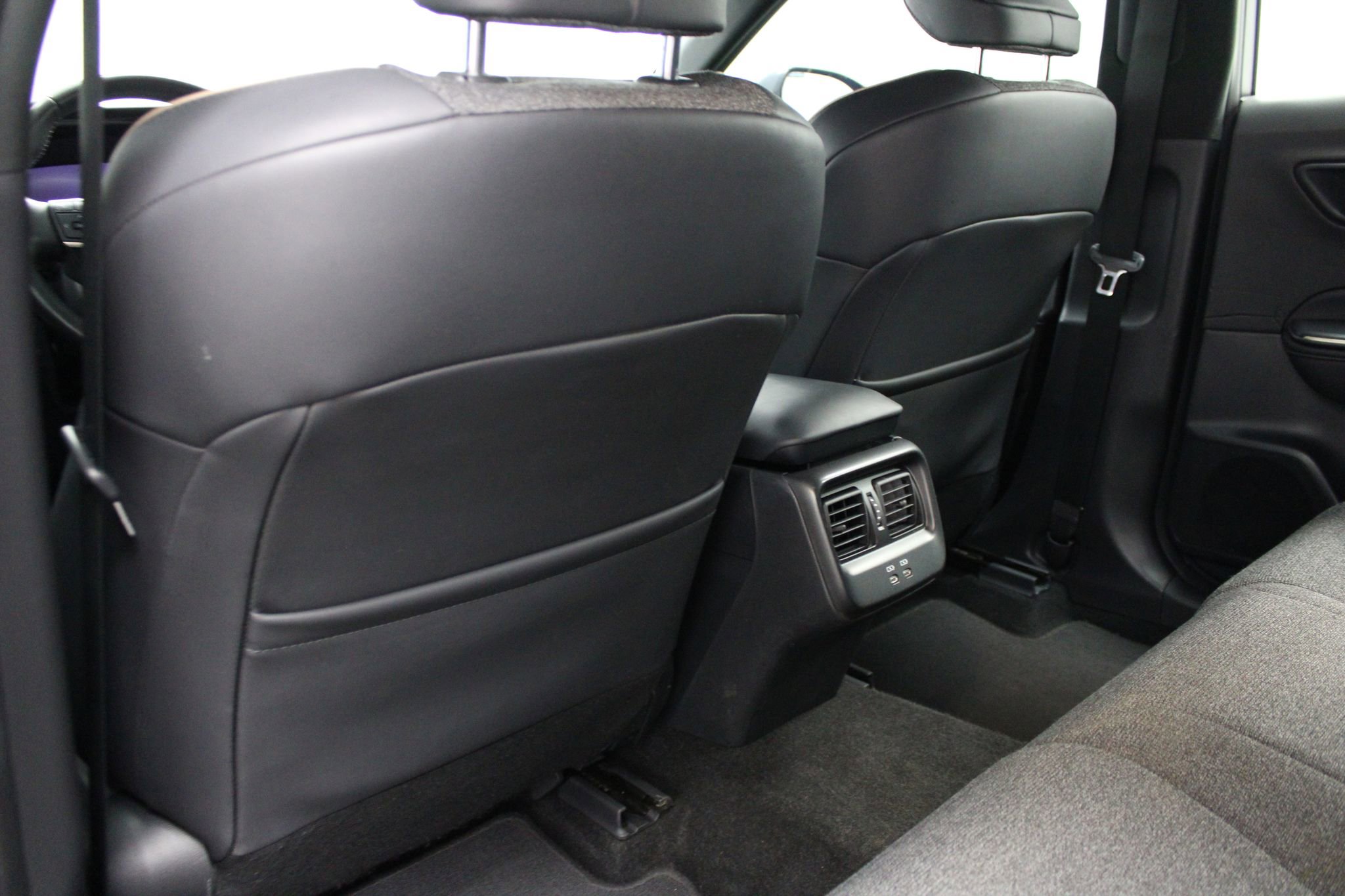Used 2023 Toyota Crown AWD/4WD image 17