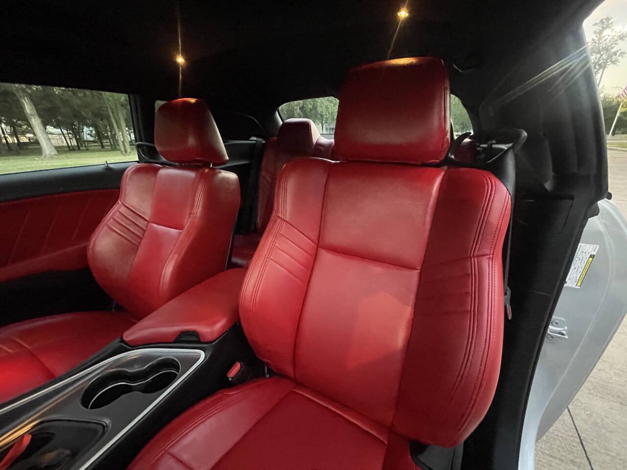 Used 2022 Dodge Challenger GT AWD/4WD image 5