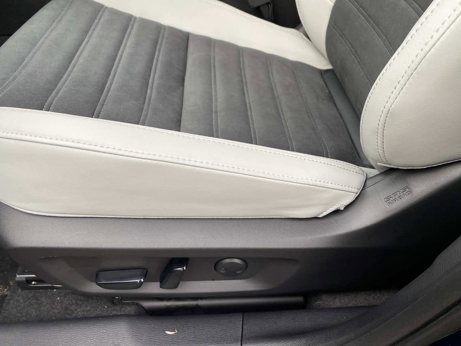 New 2026 Mitsubishi Outlander AWD image 8