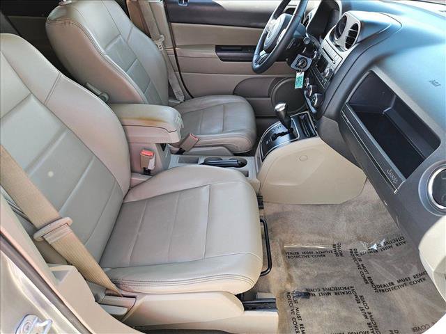 Used 2016 Jeep Patriot High Altitude FWD image 22