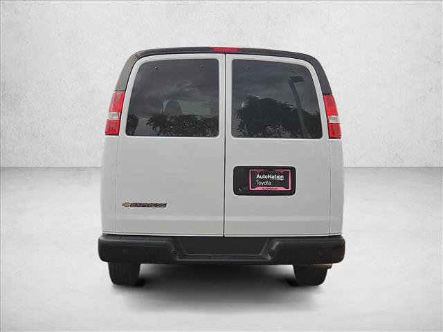 Used 2023 Chevrolet Express 3500 LS RWD image 7