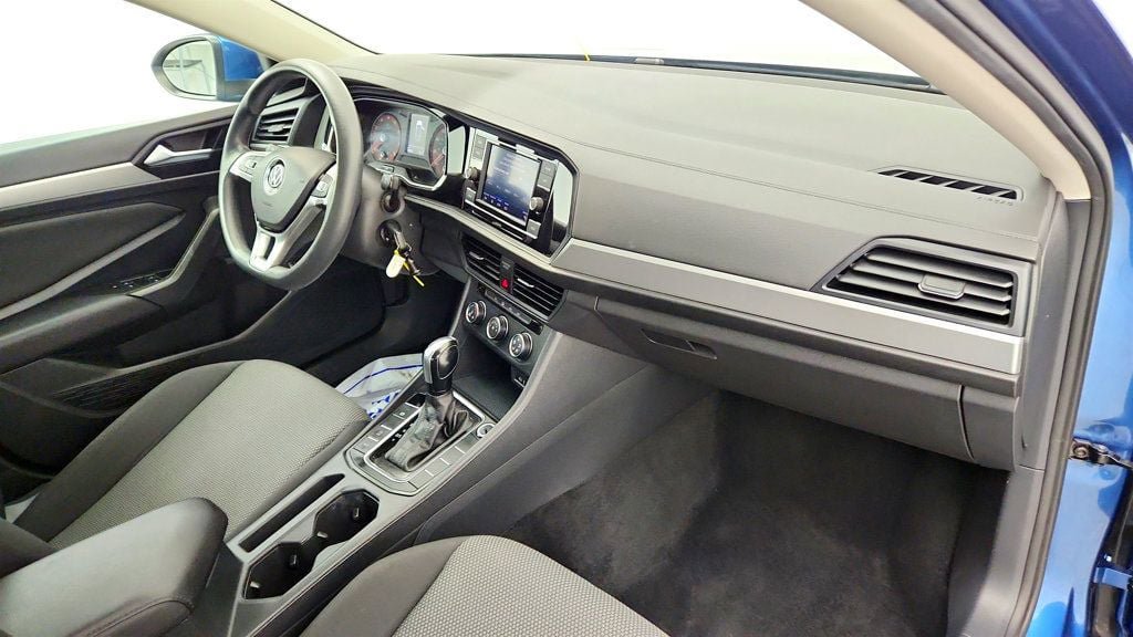 Used 2021 Volkswagen Jetta S w/ Driver Assistance Package FWD image 24