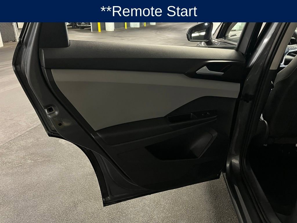 Used 2023 Volkswagen Taos SEL image 19