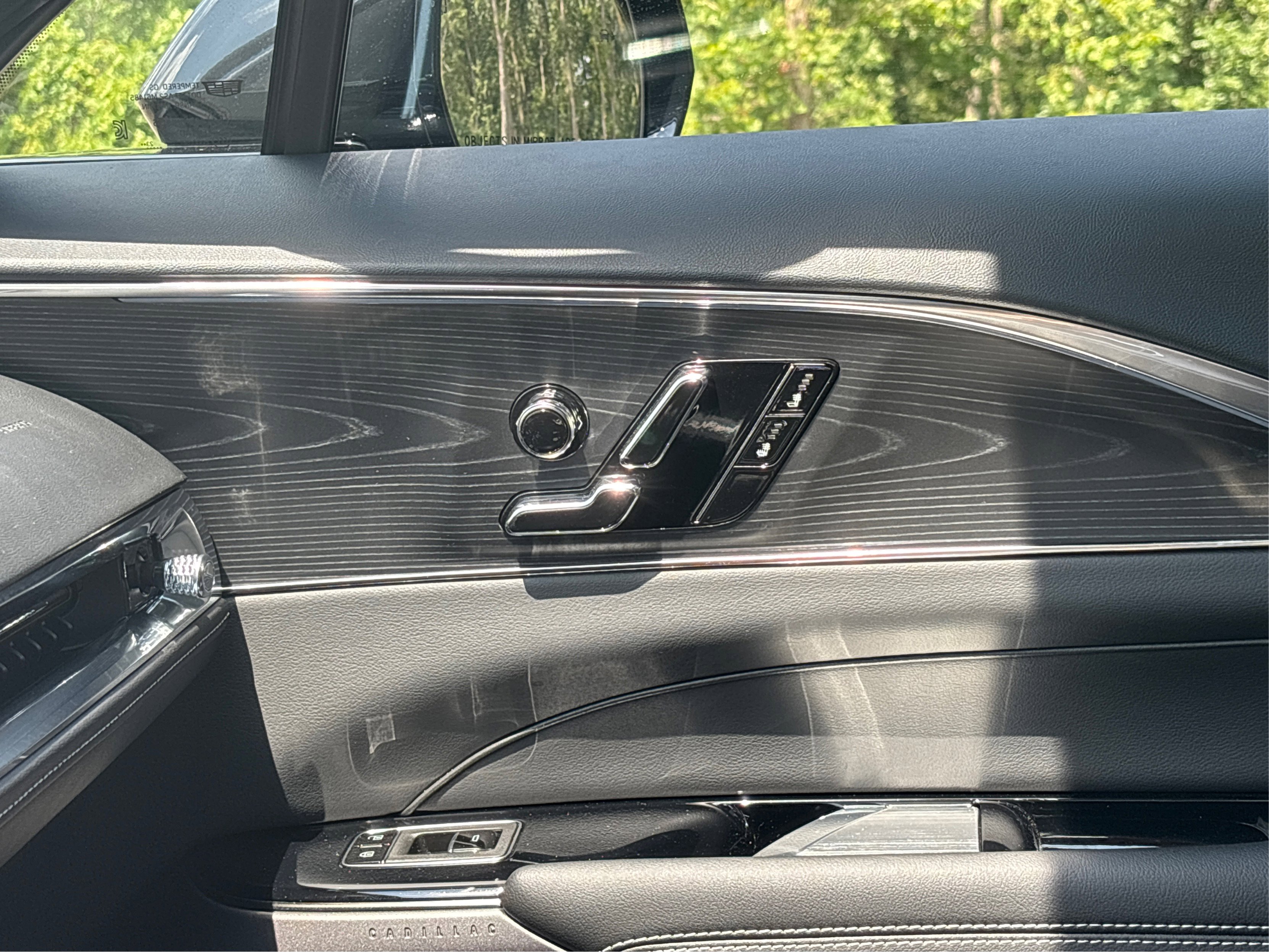 Used 2024 Cadillac Lyriq Luxury image 56