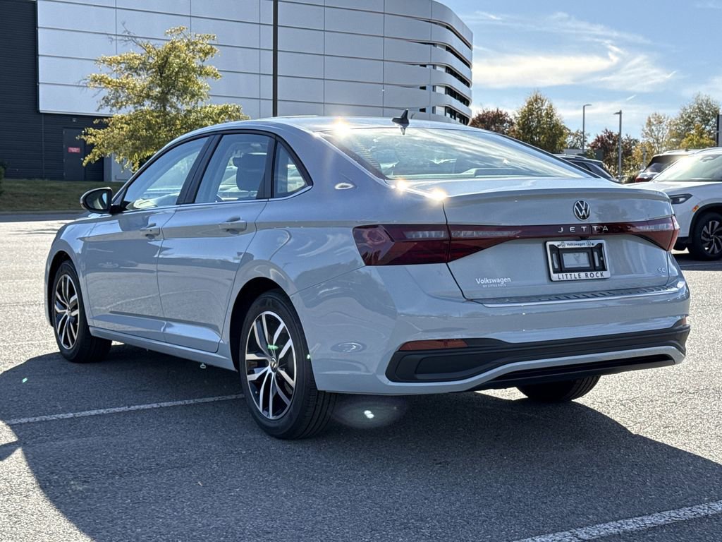 New 2026 Volkswagen Jetta SE image 3