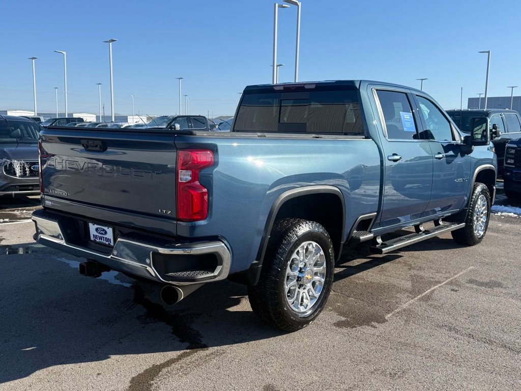Used 2024 Chevrolet Silverado 2500 LTZ w/ LTZ Plus Package image 34