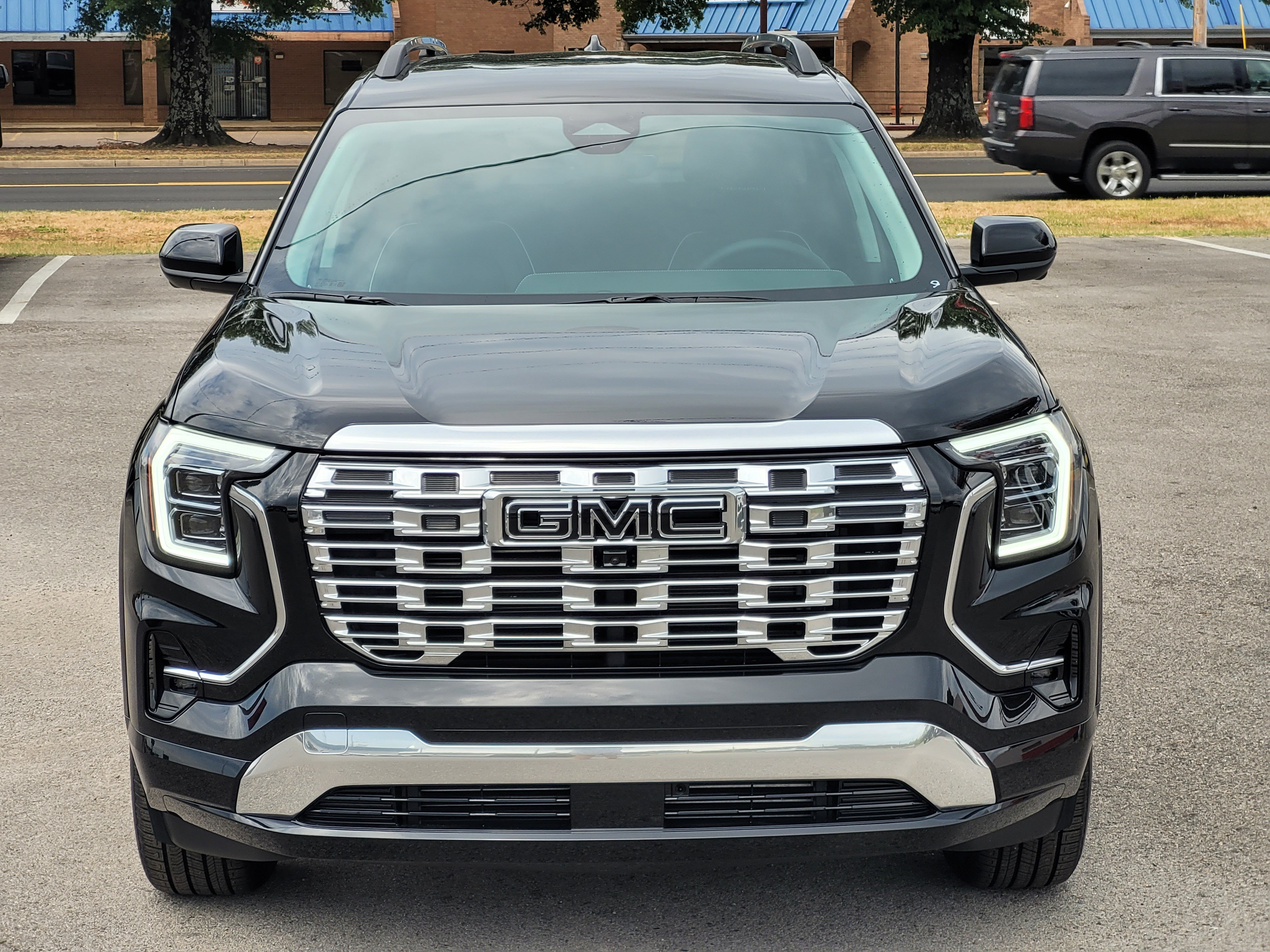 New 2027 GMC Terrain Denali w/ LPO, Black Badging Package AWD/4WD image 2