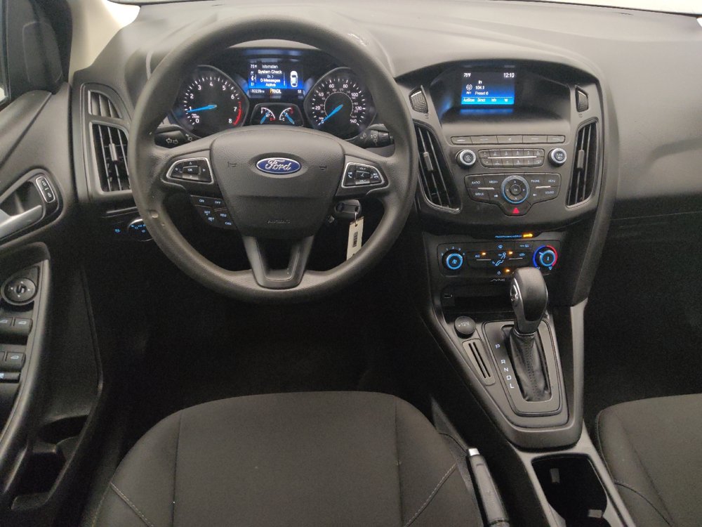 Used 2018 Ford Focus SE FWD image 22