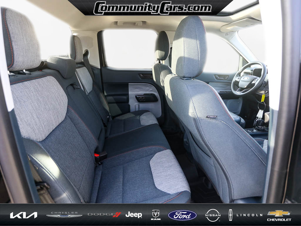 Used 2023 Ford Maverick XLT image 23
