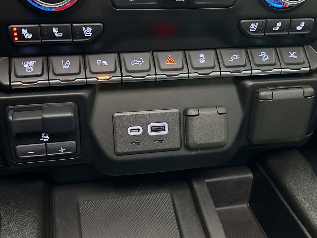 Used 2023 GMC Sierra 3500 AT4 w/ AT4 Premium Plus Package image 41