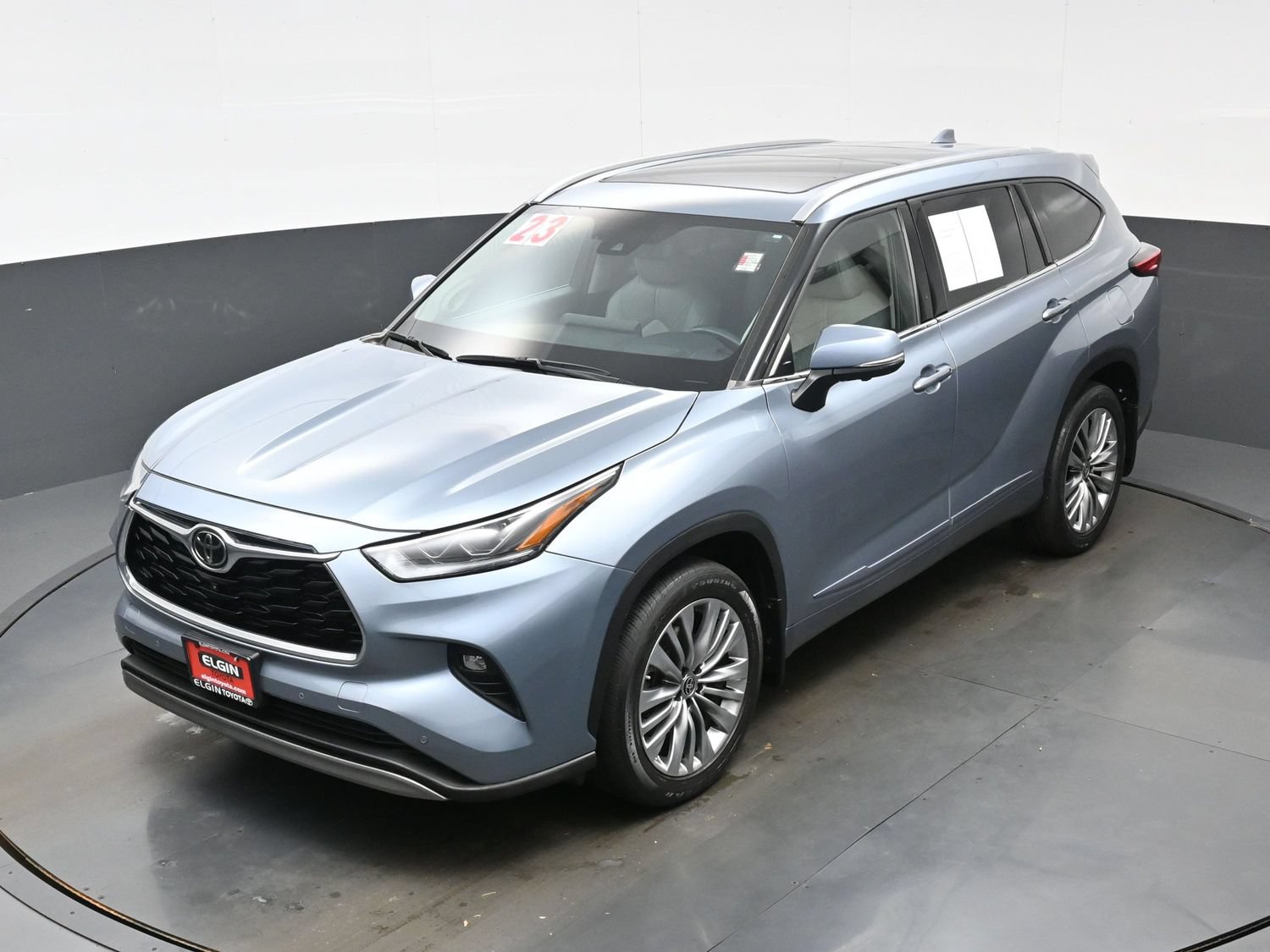 Used 2023 Toyota Highlander Platinum AWD/4WD image 40
