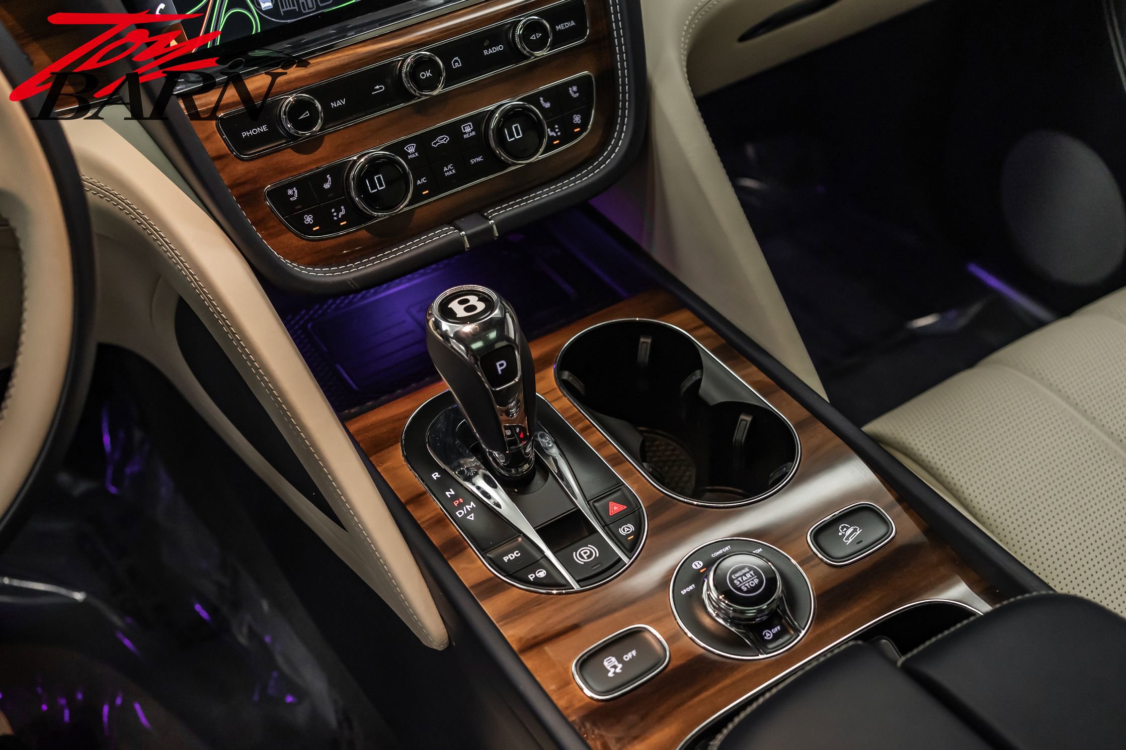 Used 2021 Bentley Bentayga image 41