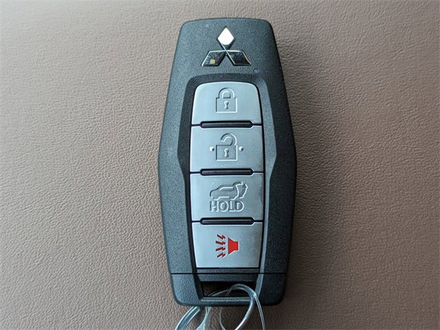 New 2025 Mitsubishi Outlander SEL image 34