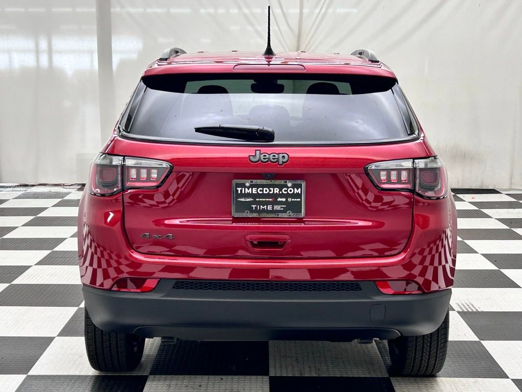 New 2026 Jeep Compass Latitude image 6