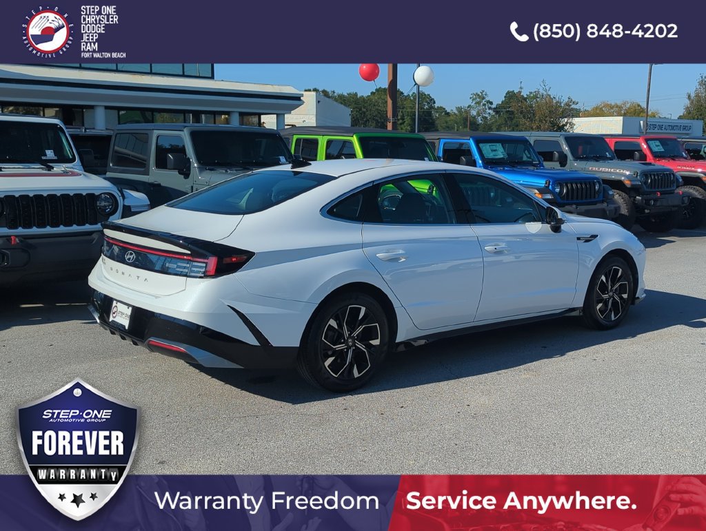 Used 2025 Hyundai Sonata SEL FWD image 6