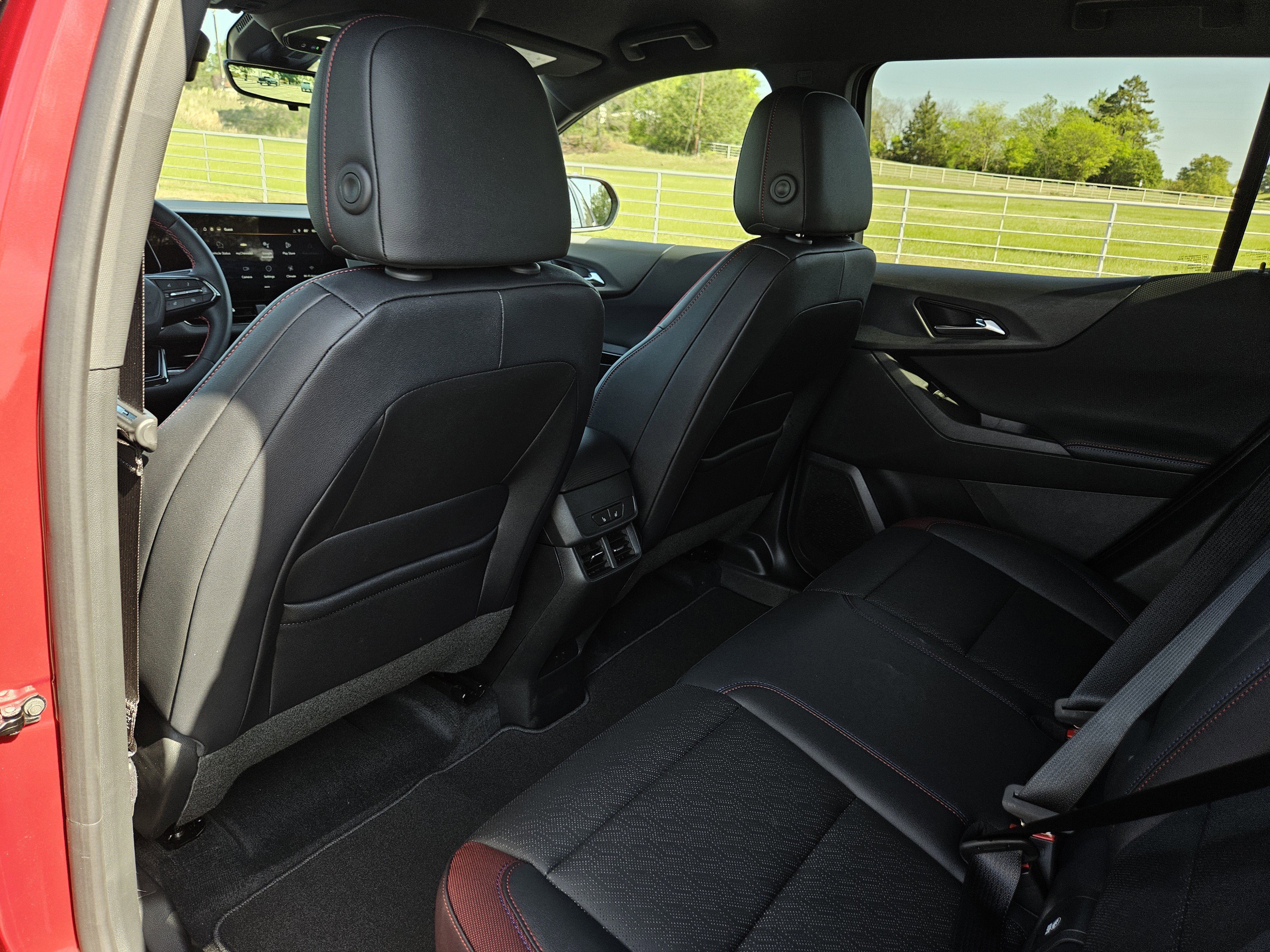 New 2026 Chevrolet Equinox RS FWD image 25