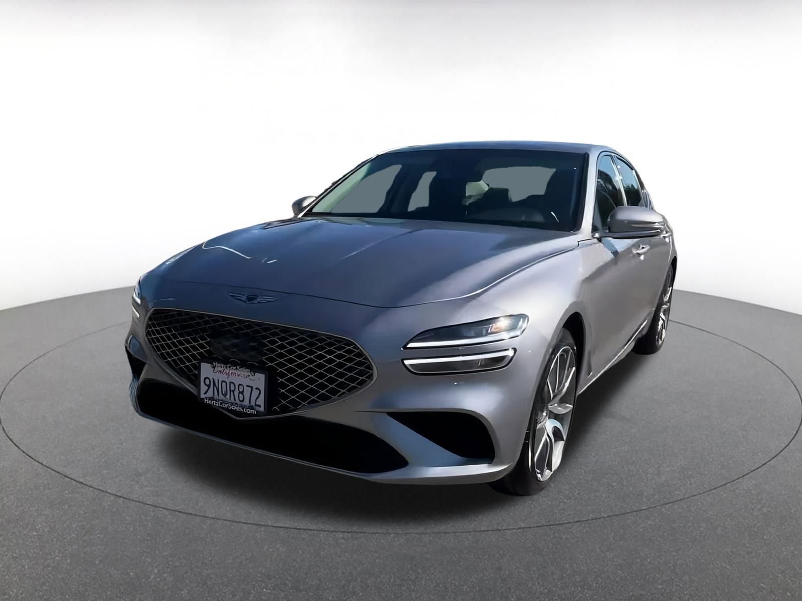 Used 2025 Genesis G70 2.5T image 4