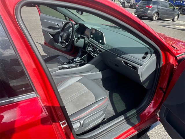 Used 2021 Hyundai Sonata SEL Plus w/ Preferred Accessory Package image 10