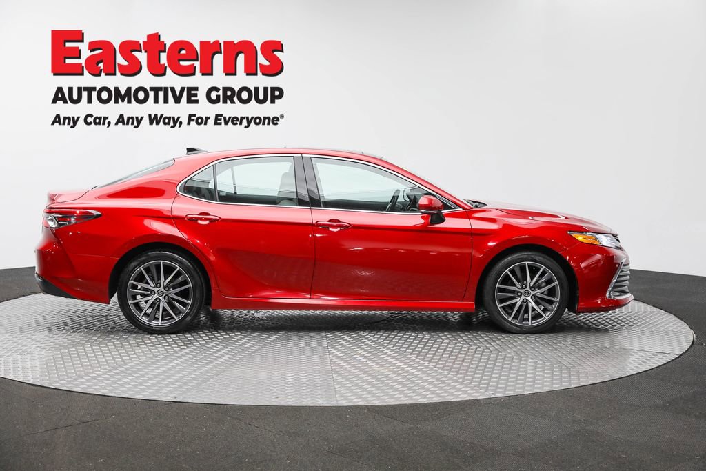 Used 2023 Toyota Camry XLE w/ Navigation Package image 4